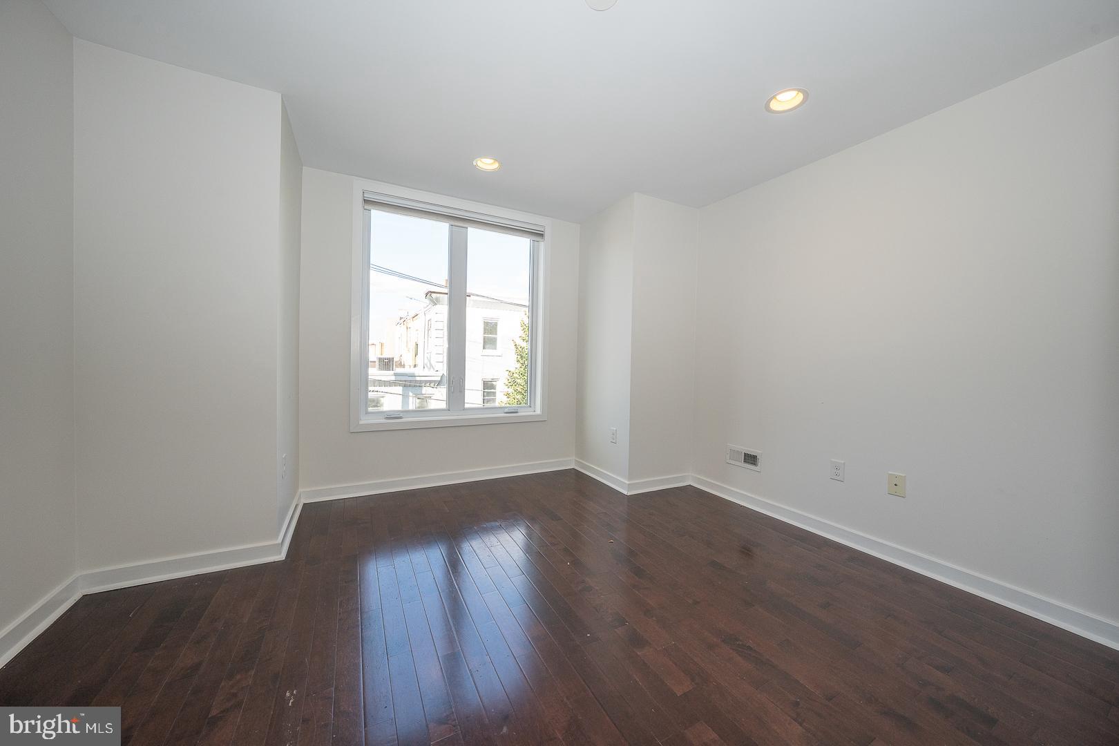 ART MUSEUM AREA - Residential