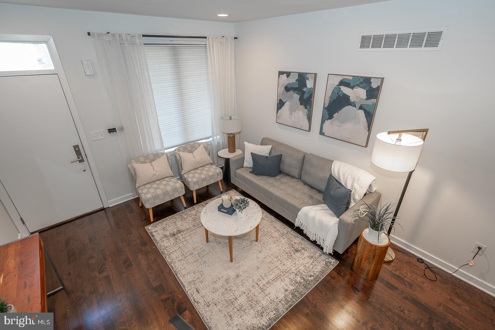ART MUSEUM AREA - Residential