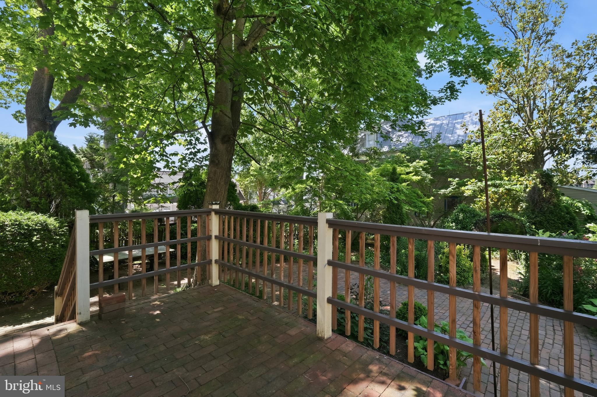 HISTORIC DISTRICT - Residential