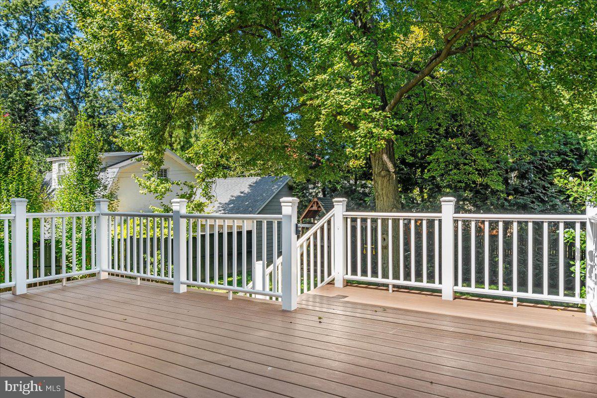 CHEVY CHASE VILLAGE - Residential