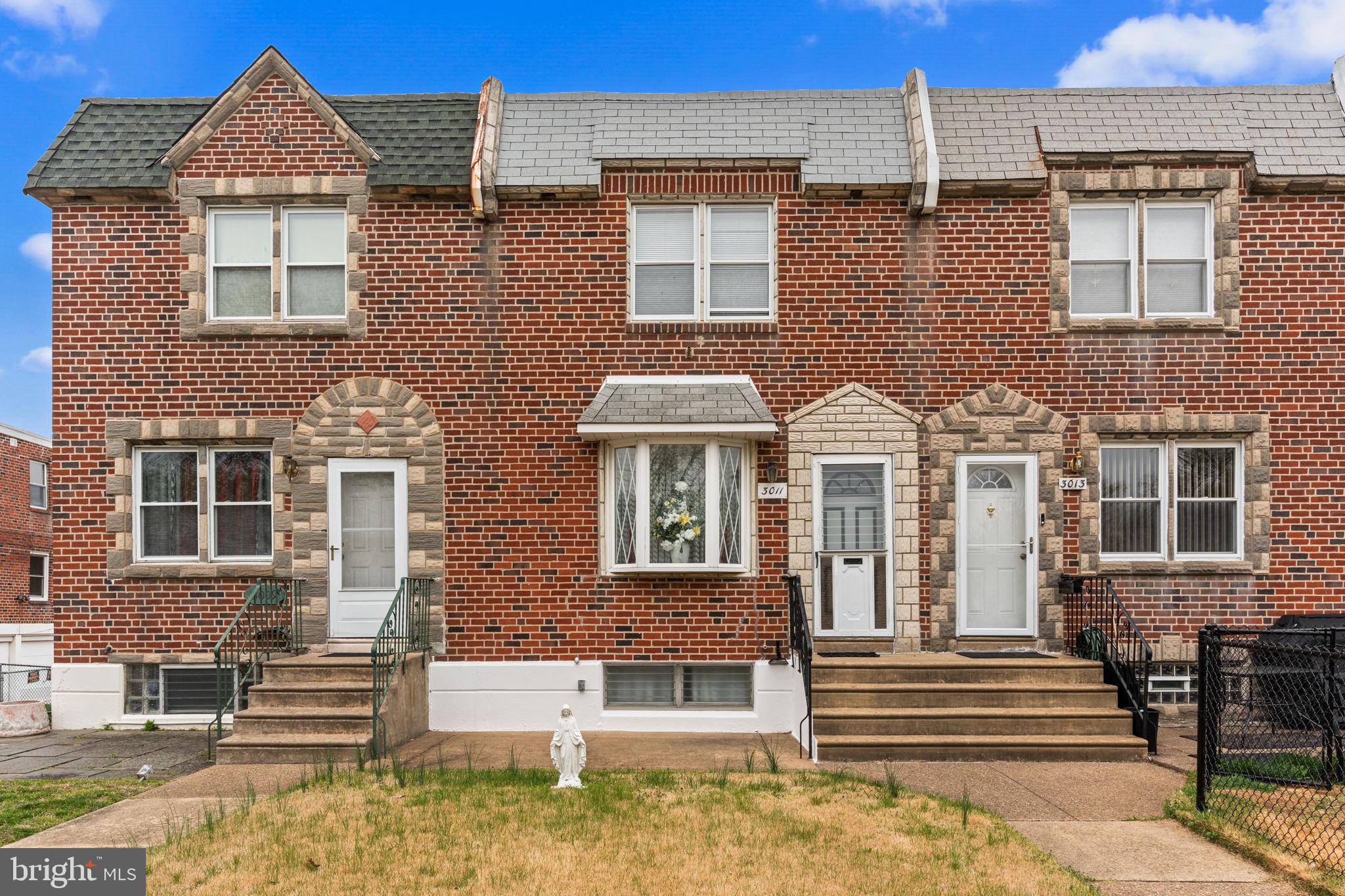 HOLME CIRCLE - Residential
