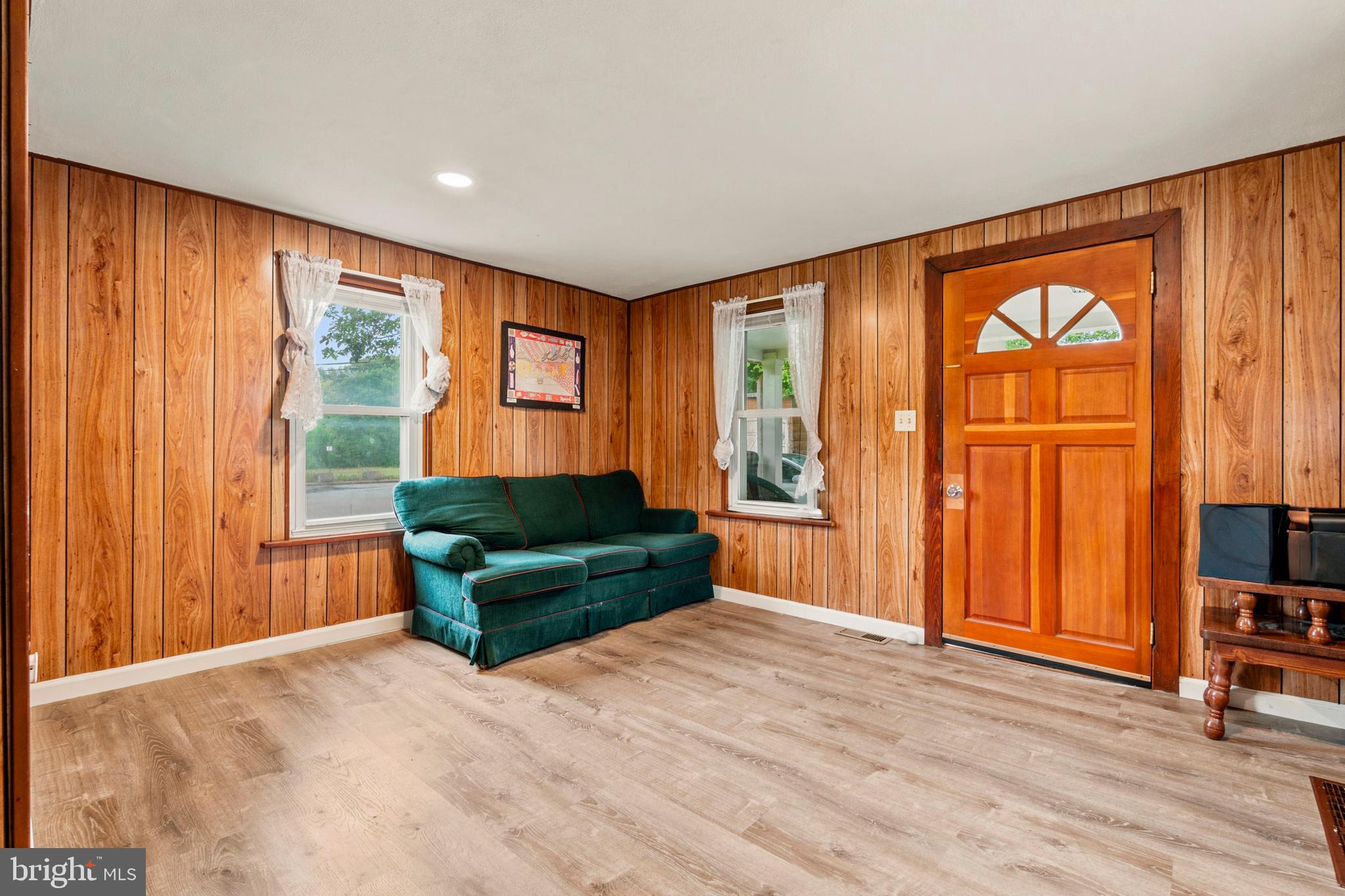 HAGERSTOWN - Residential