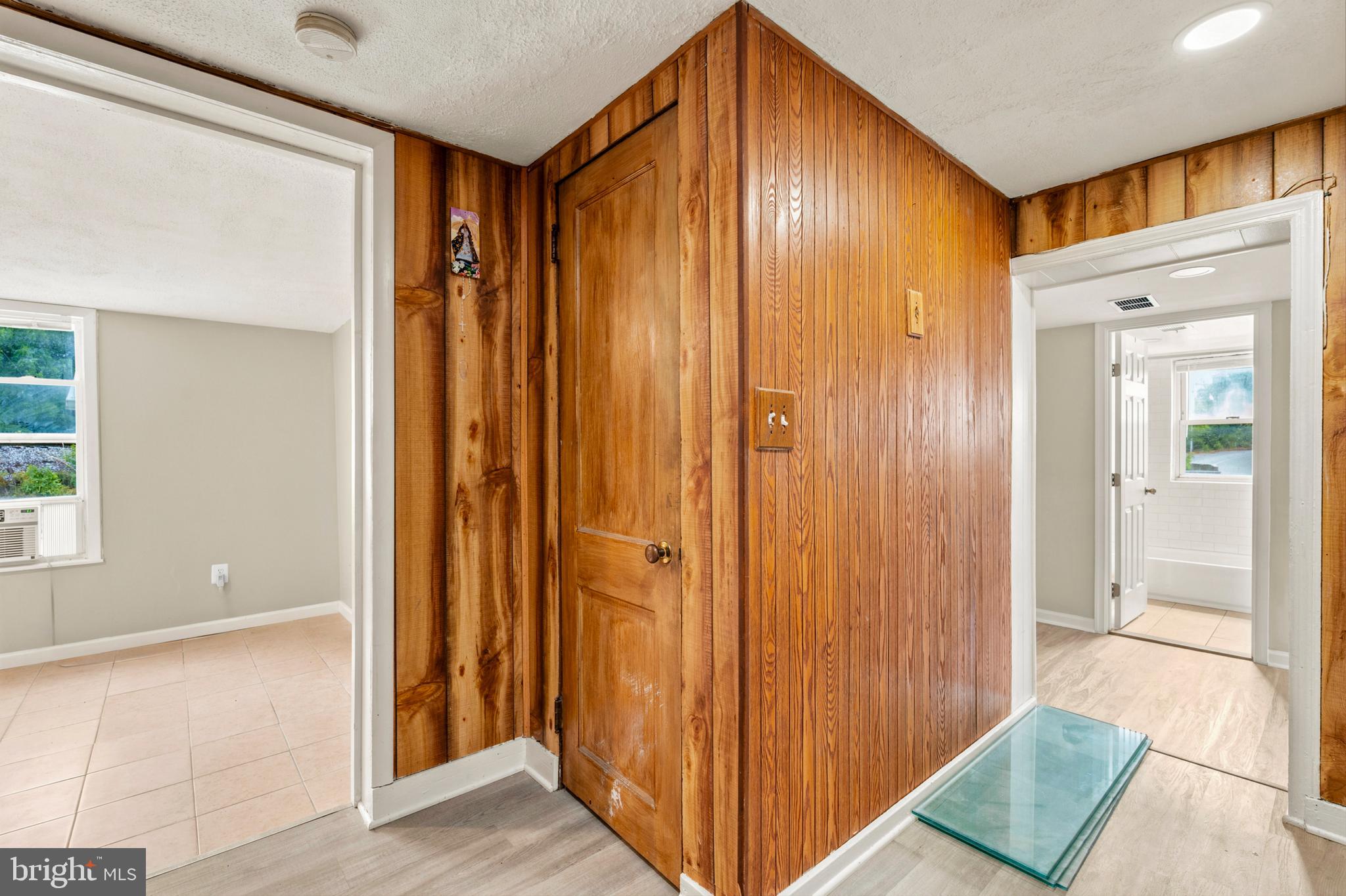 HAGERSTOWN - Residential