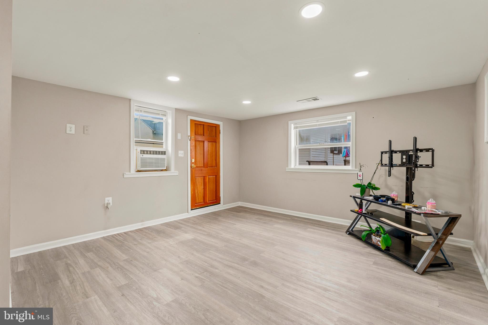 HAGERSTOWN - Residential