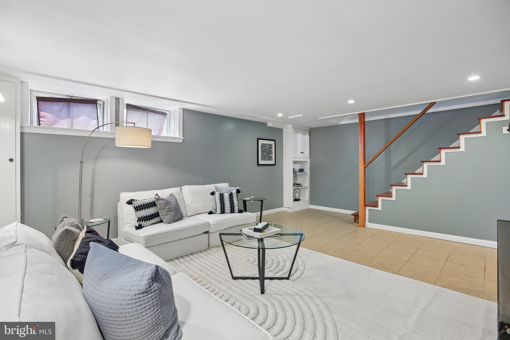 ACADEMY HEIGHTS - Residential