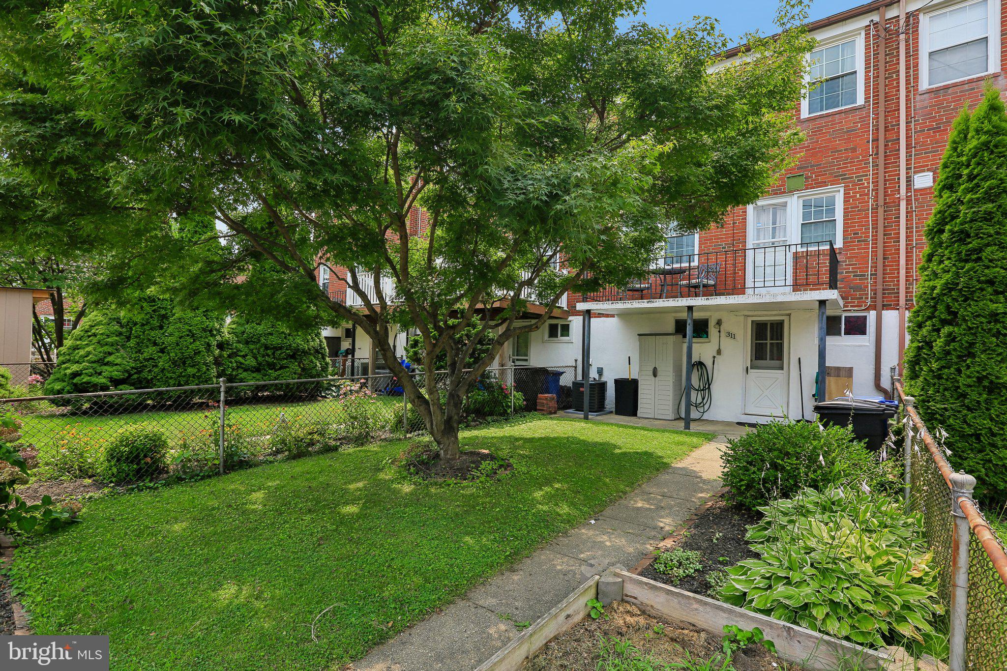ACADEMY HEIGHTS - Residential