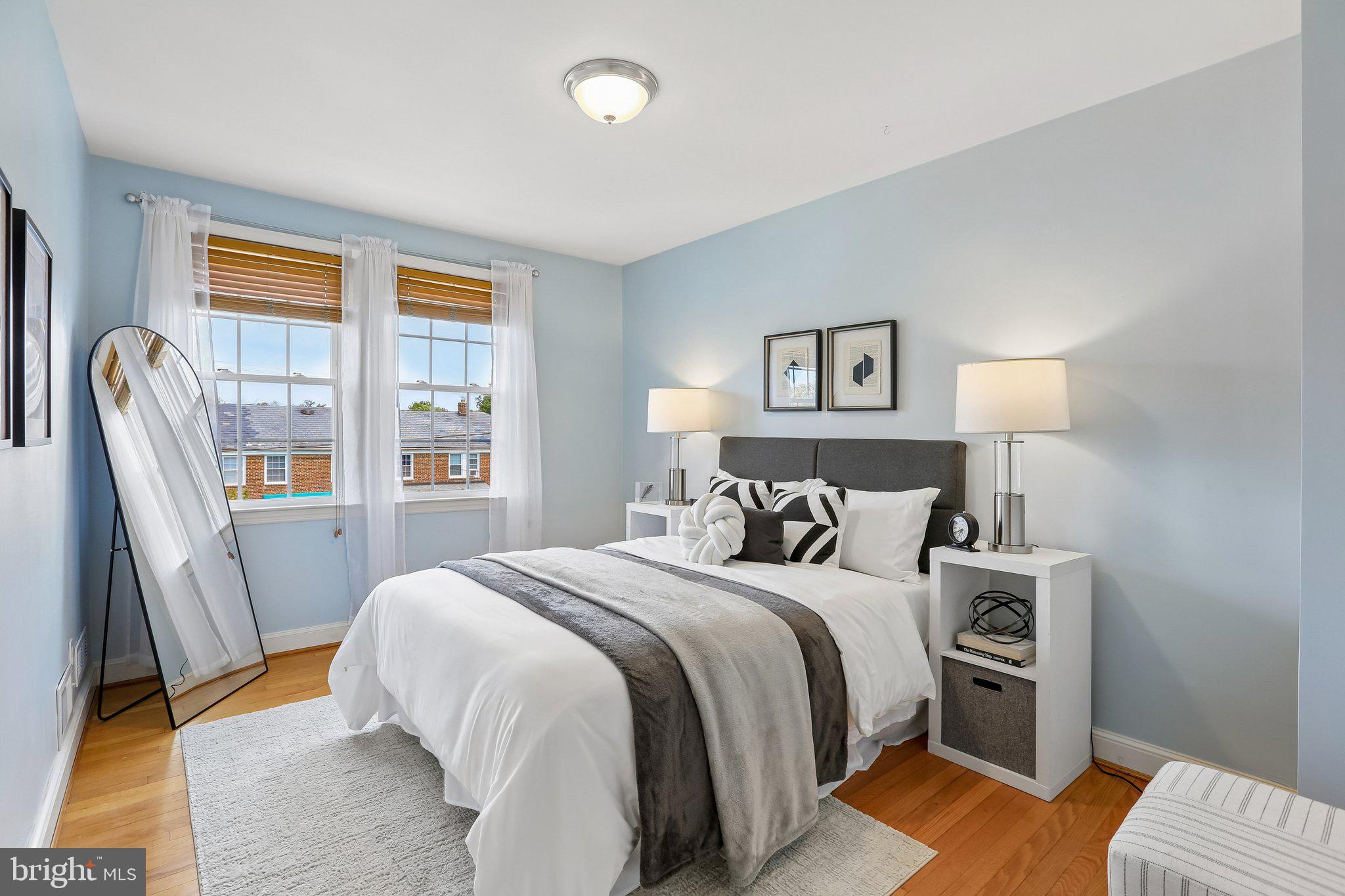 ACADEMY HEIGHTS - Residential