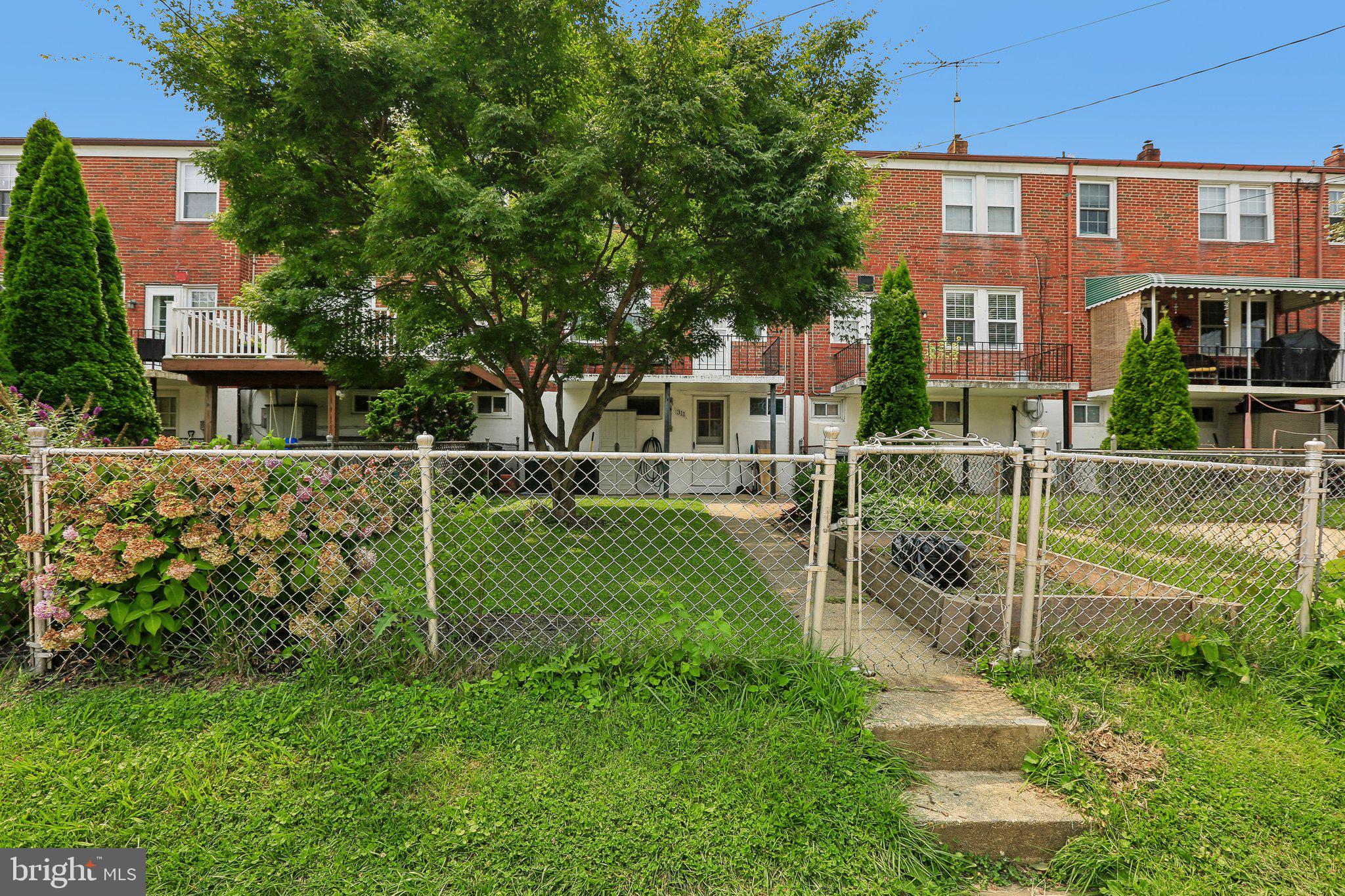 ACADEMY HEIGHTS - Residential
