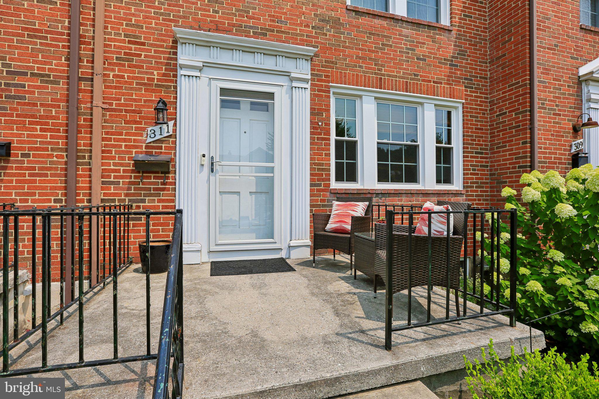 ACADEMY HEIGHTS - Residential