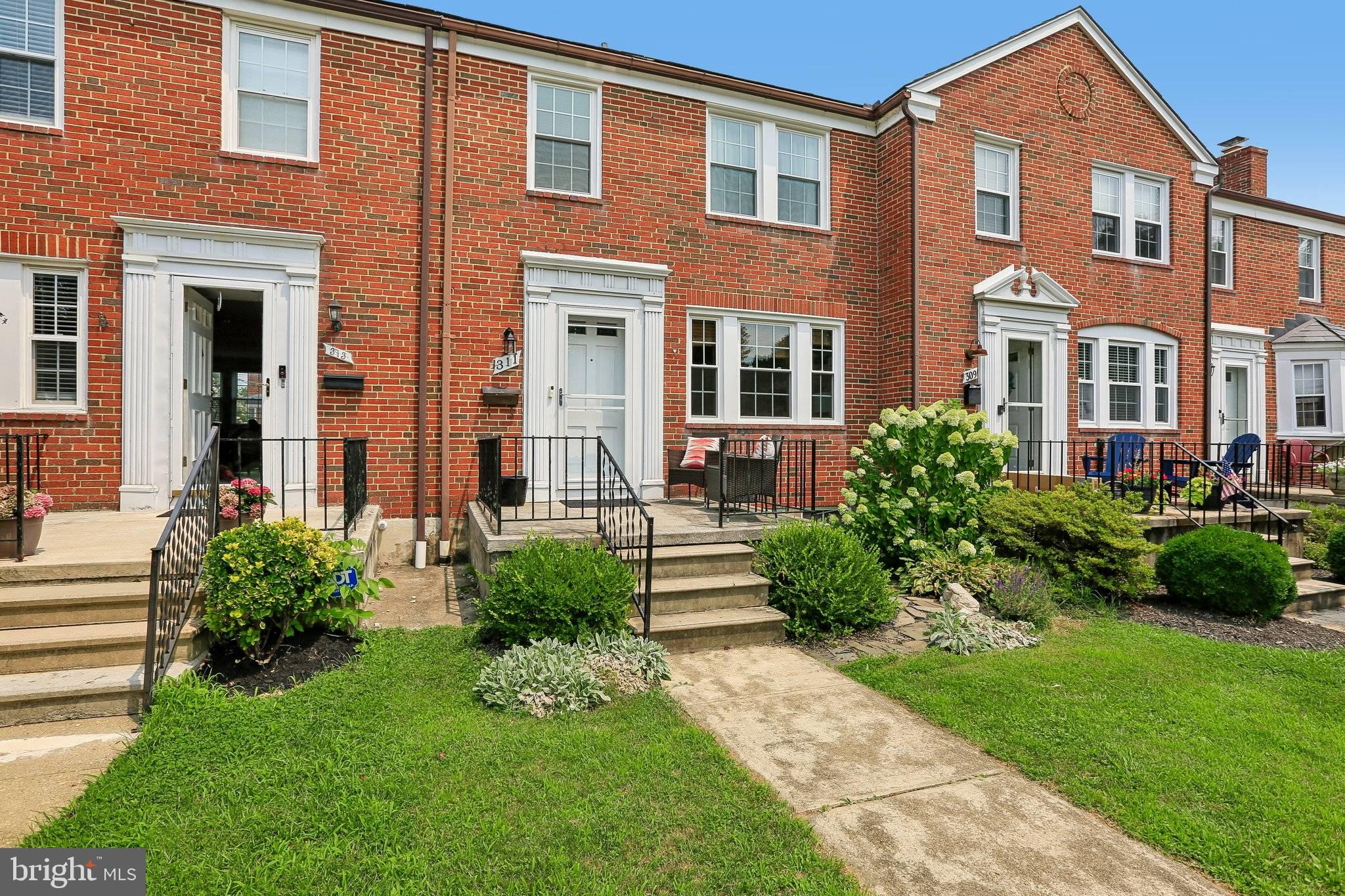 ACADEMY HEIGHTS - Residential