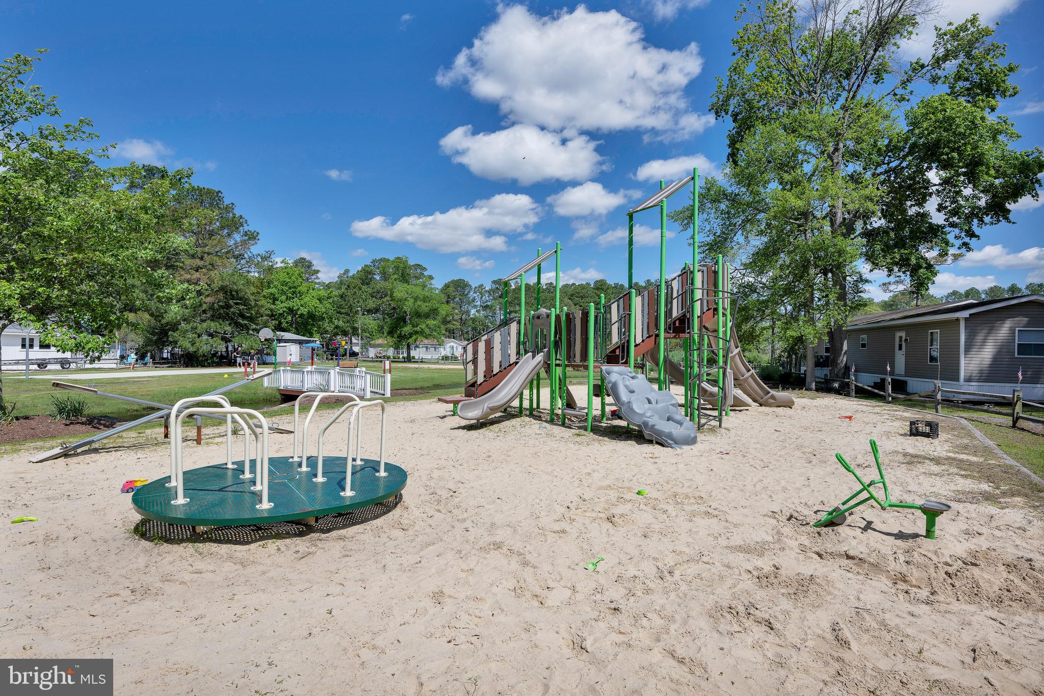 WEST BAY PARK - Residential