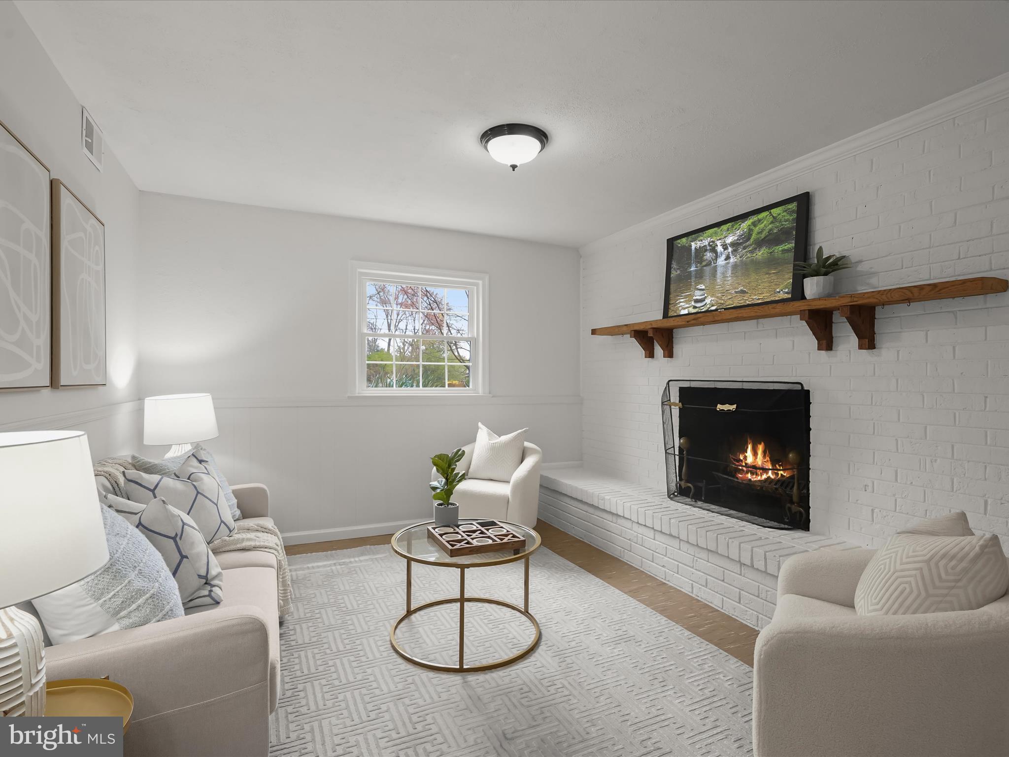 MANTUA - Residential