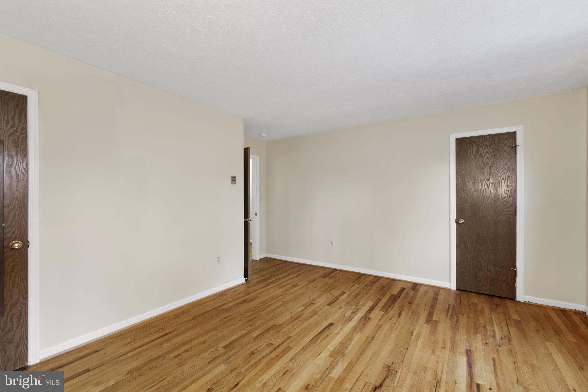 FREDERICKTOWNE TOWNHOUSE - Residential