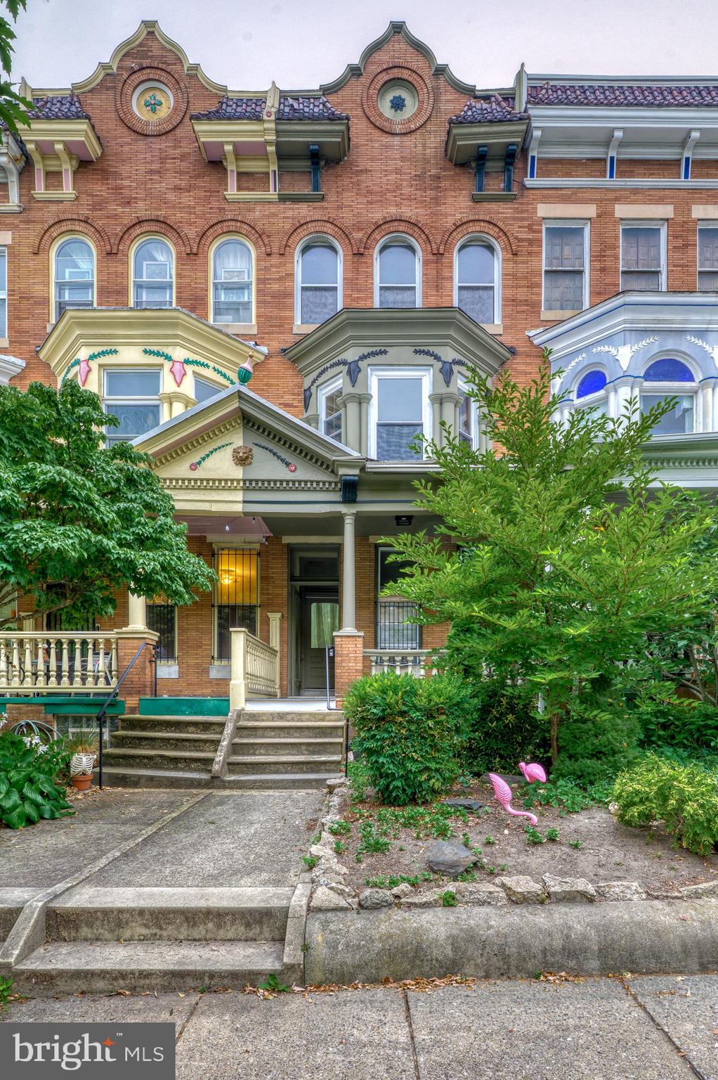 CHARLES VILLAGE - Residential Income