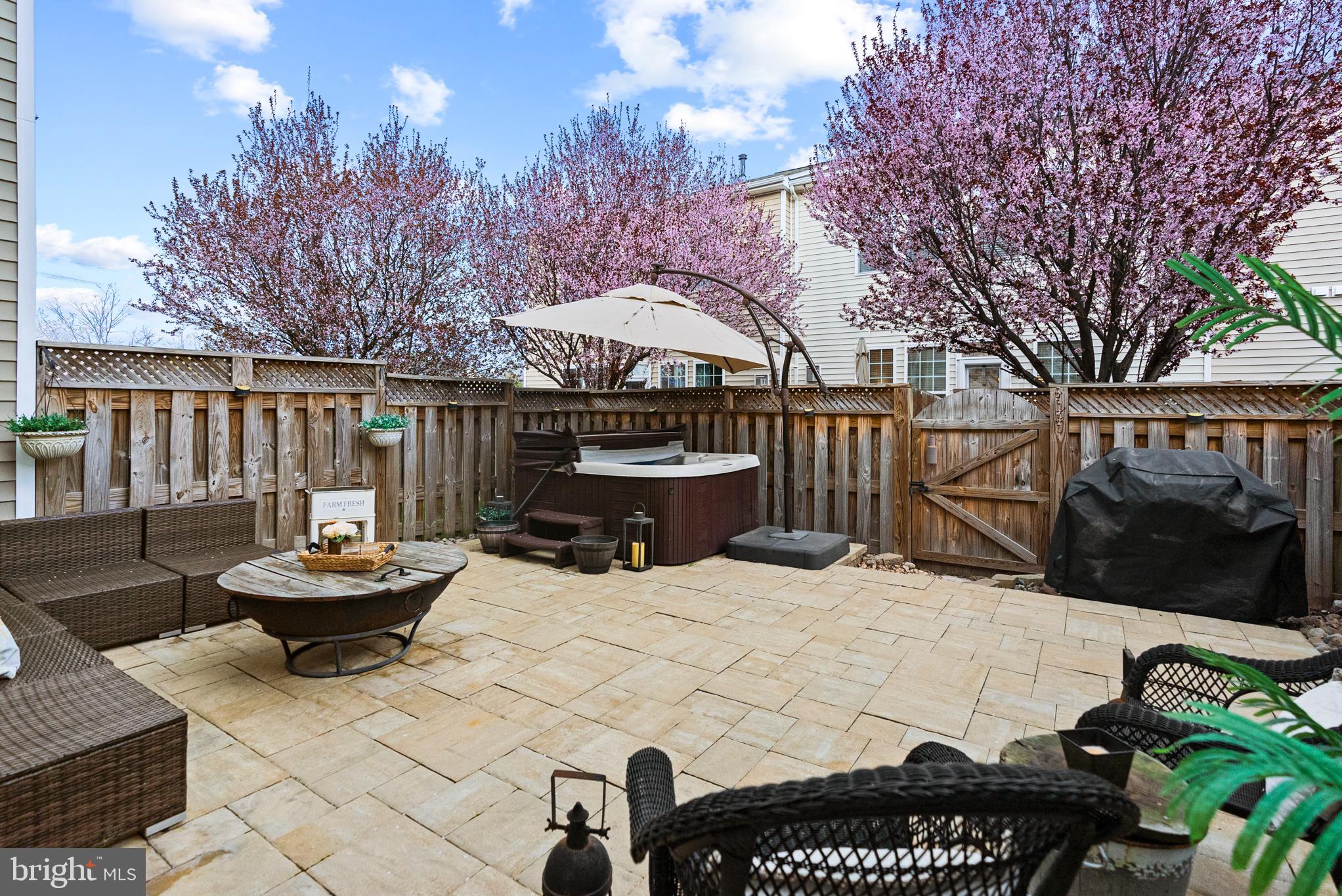 STONE RIDGE - Residential Lease