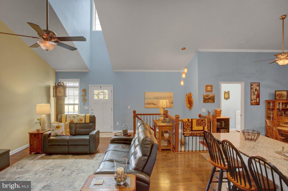 QUAIL RUN CONDOS - Residential