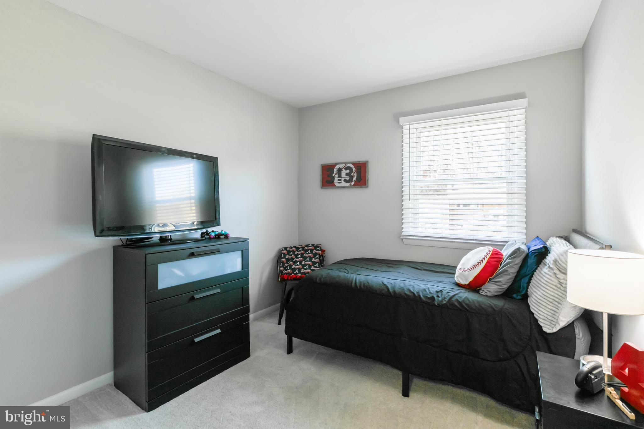 ROLLING VALLEY - Residential