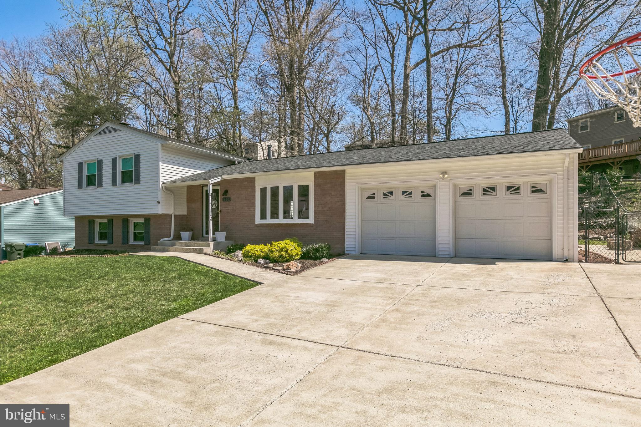 ROLLING VALLEY - Residential