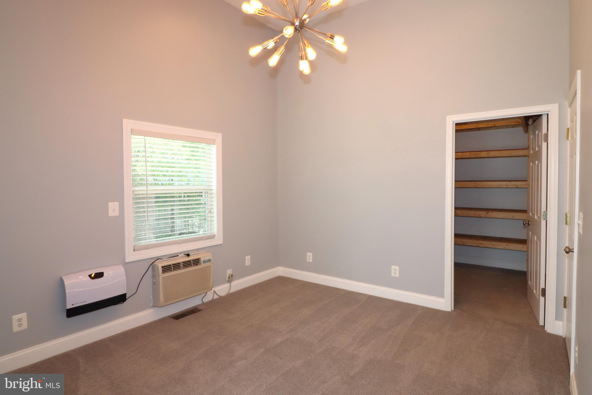 MAPLE GROVE - Residential