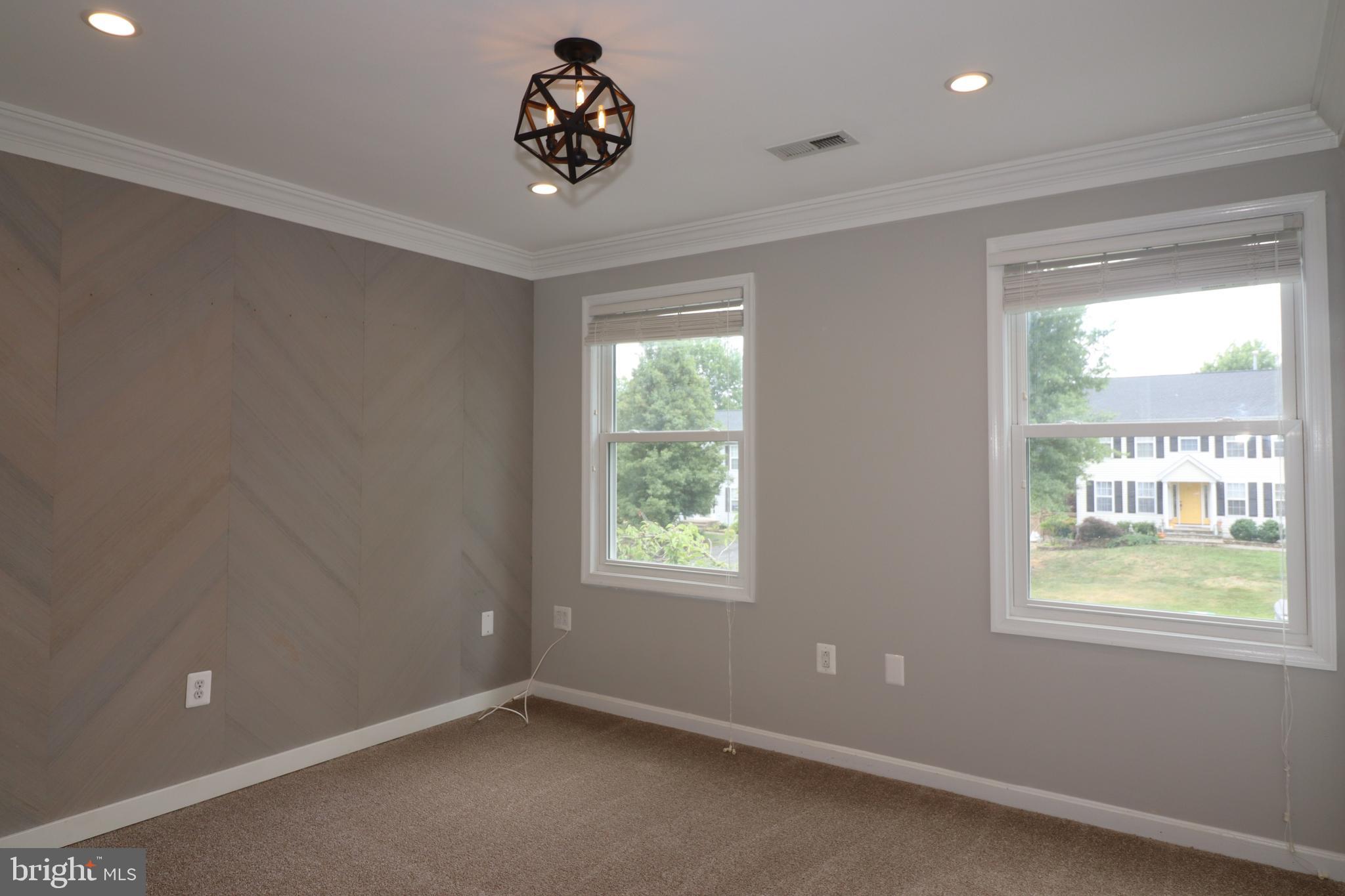 MAPLE GROVE - Residential