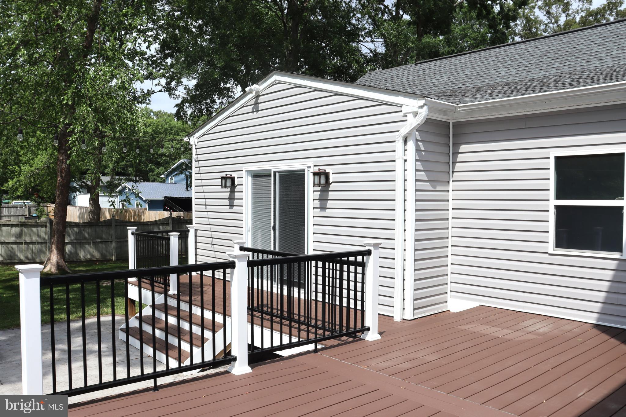 MAPLE GROVE - Residential