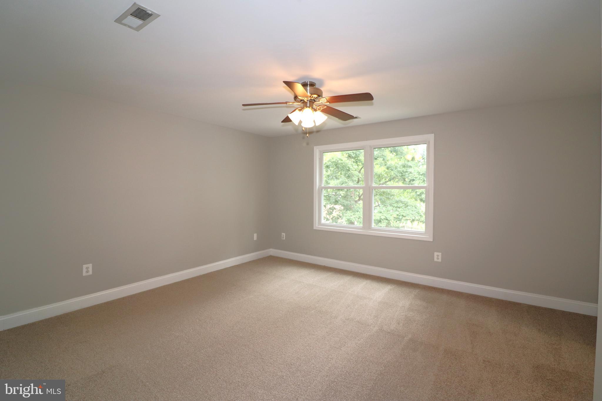 MAPLE GROVE - Residential