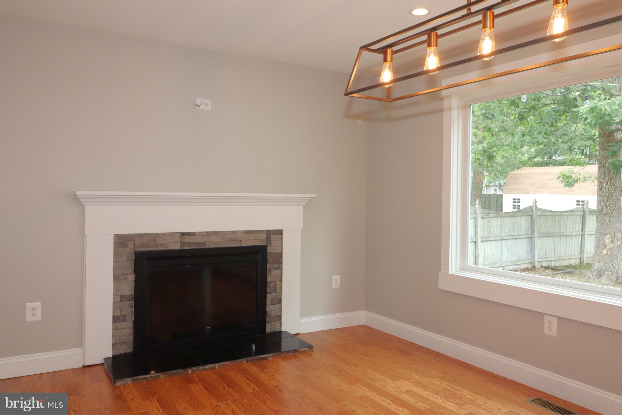 MAPLE GROVE - Residential