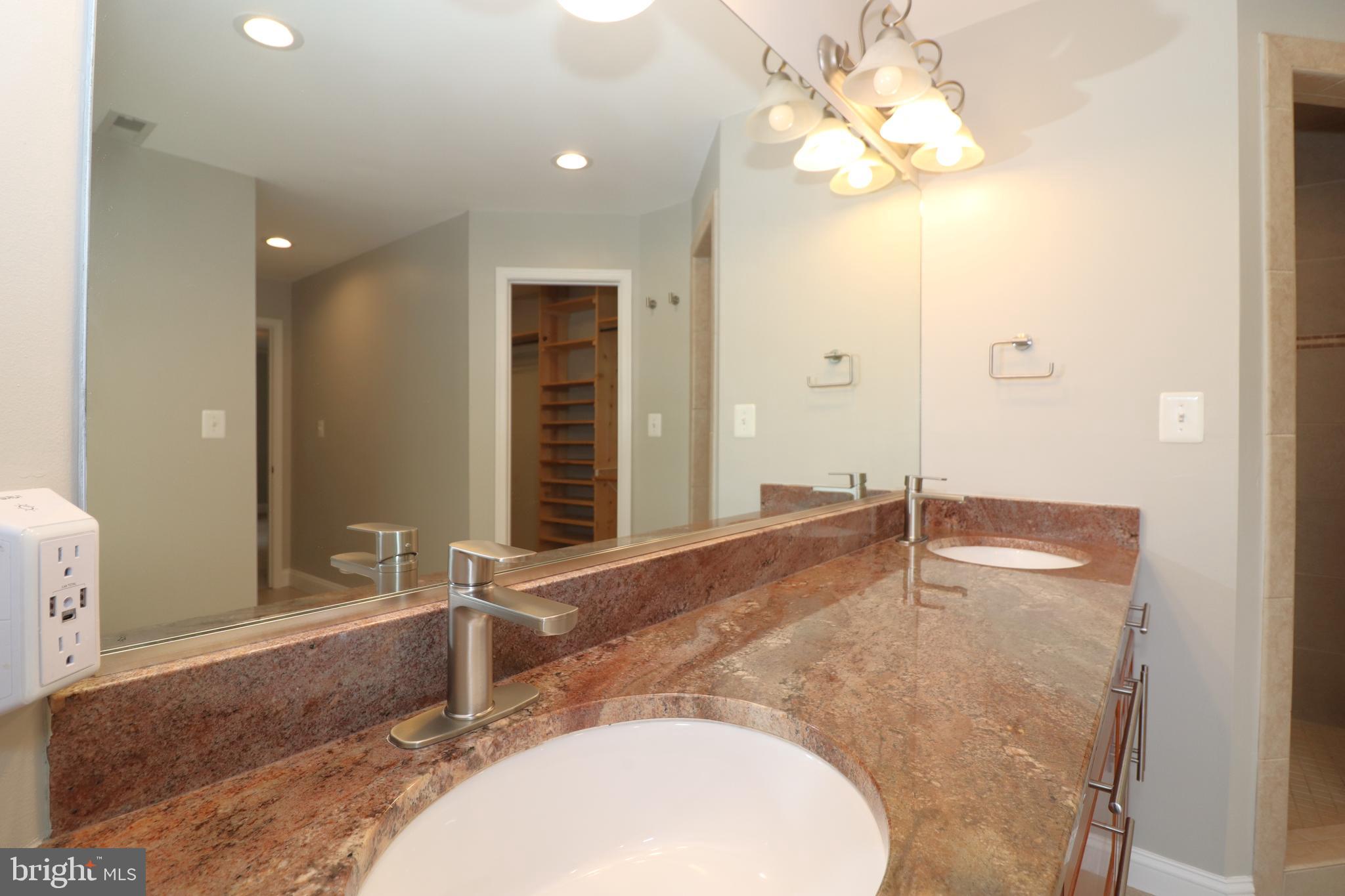 MAPLE GROVE - Residential