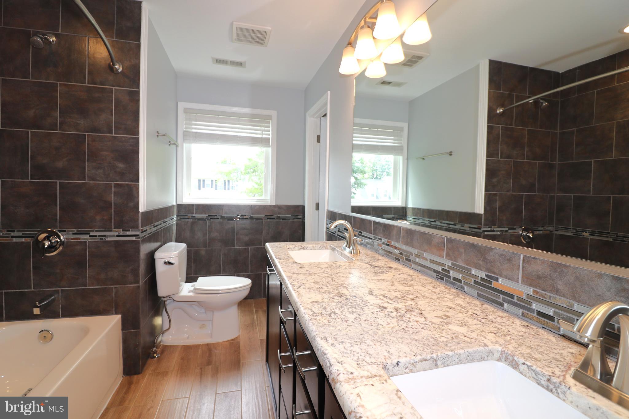 MAPLE GROVE - Residential