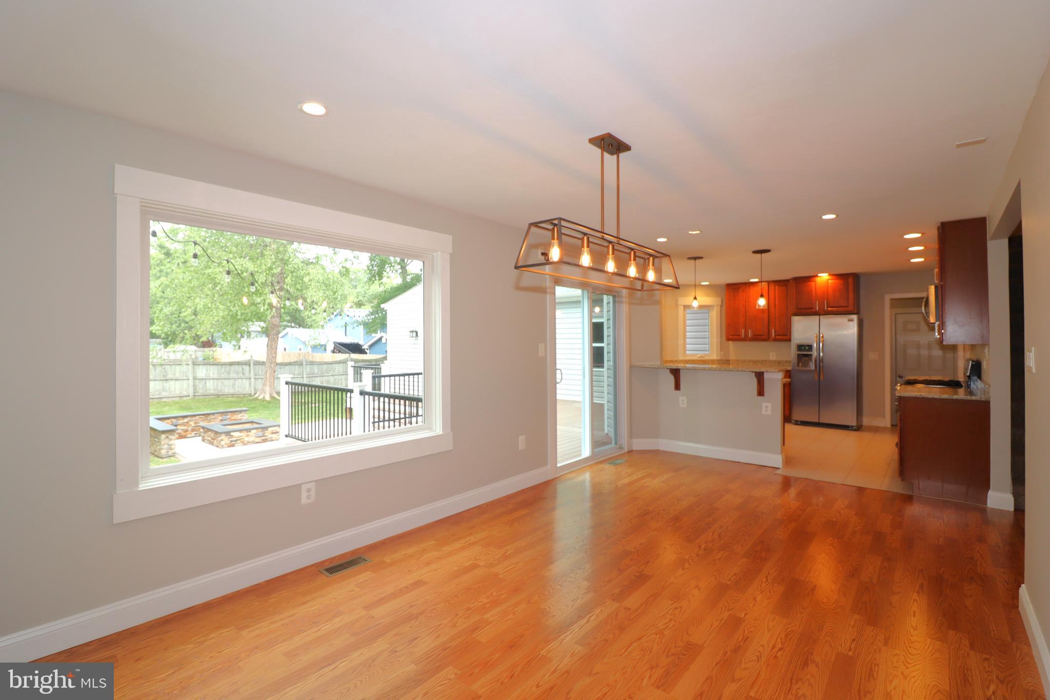MAPLE GROVE - Residential