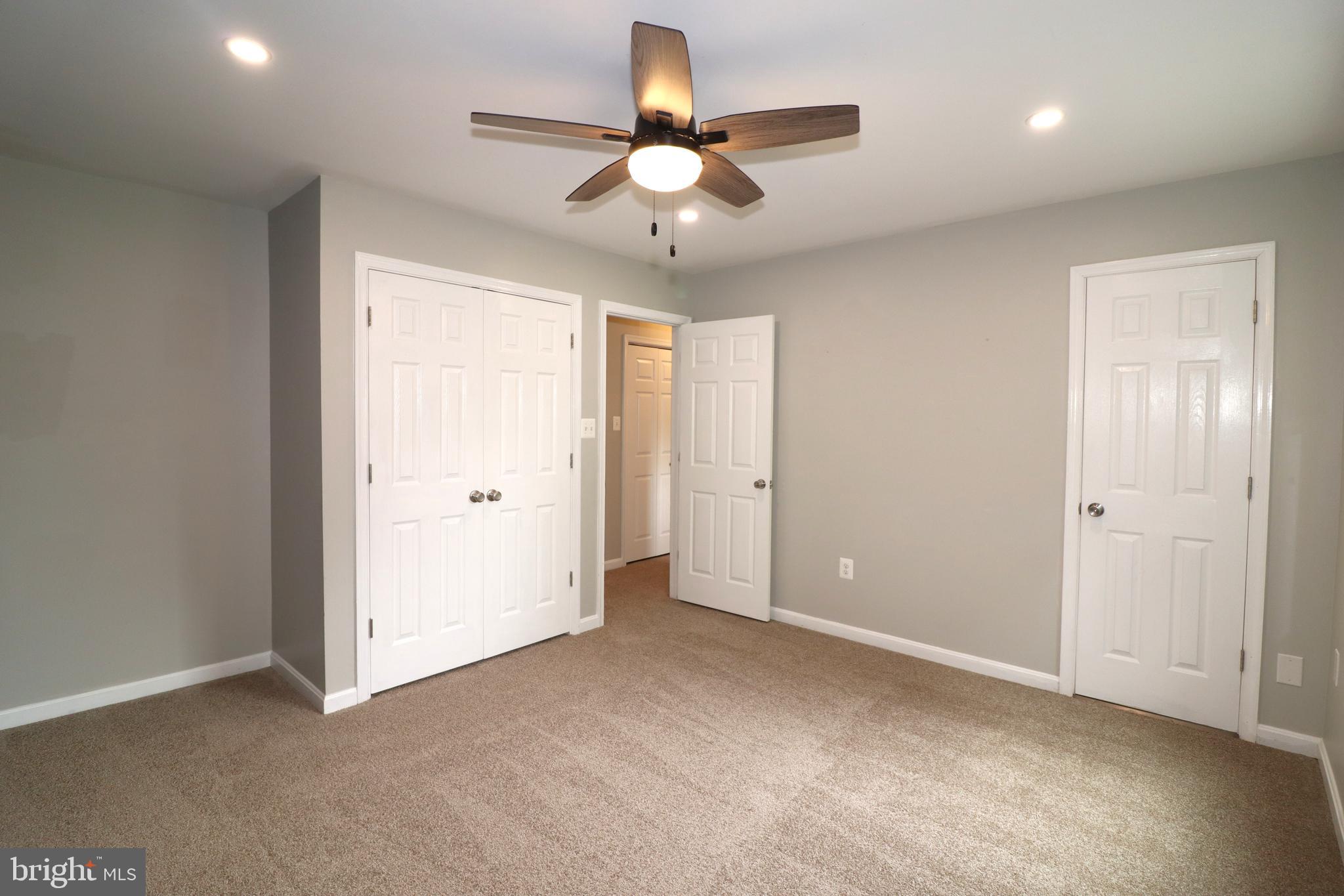 MAPLE GROVE - Residential