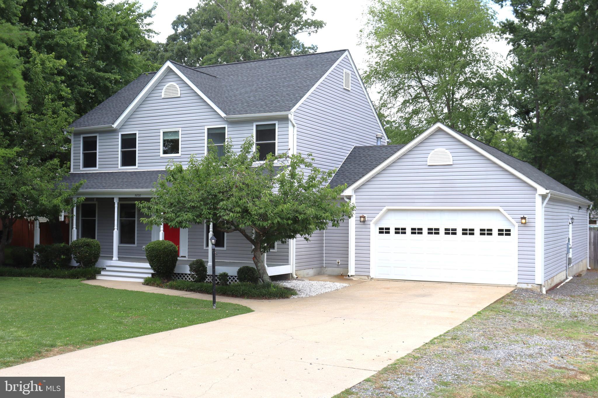 MAPLE GROVE - Residential