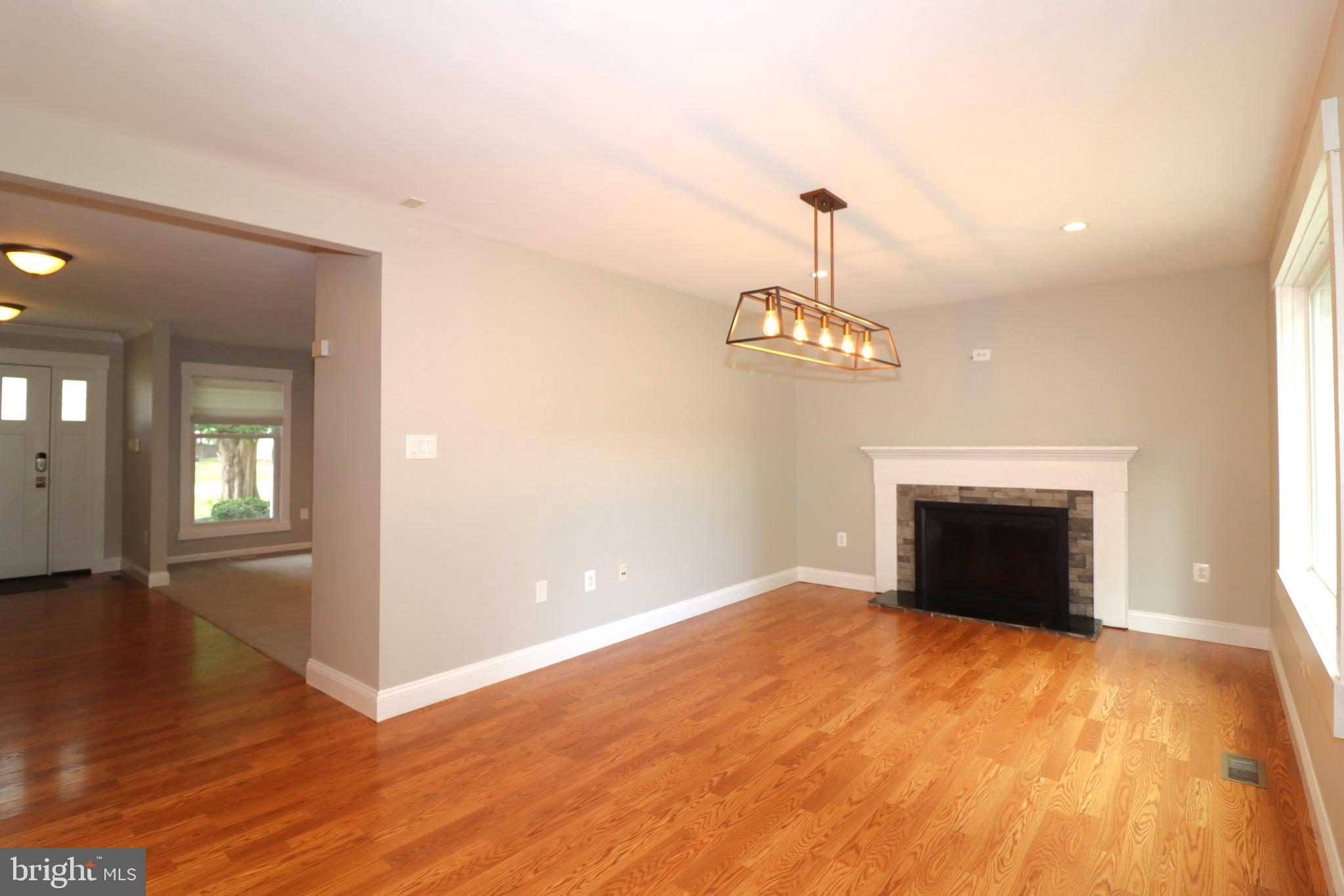 MAPLE GROVE - Residential