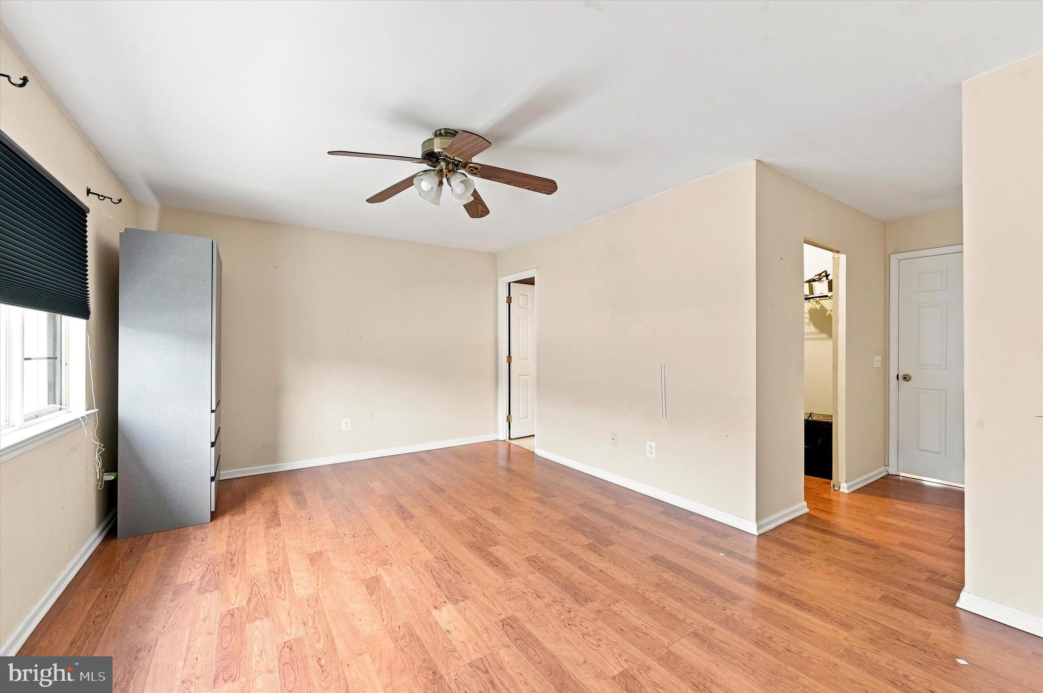 WESTON VILLAGE - Residential
