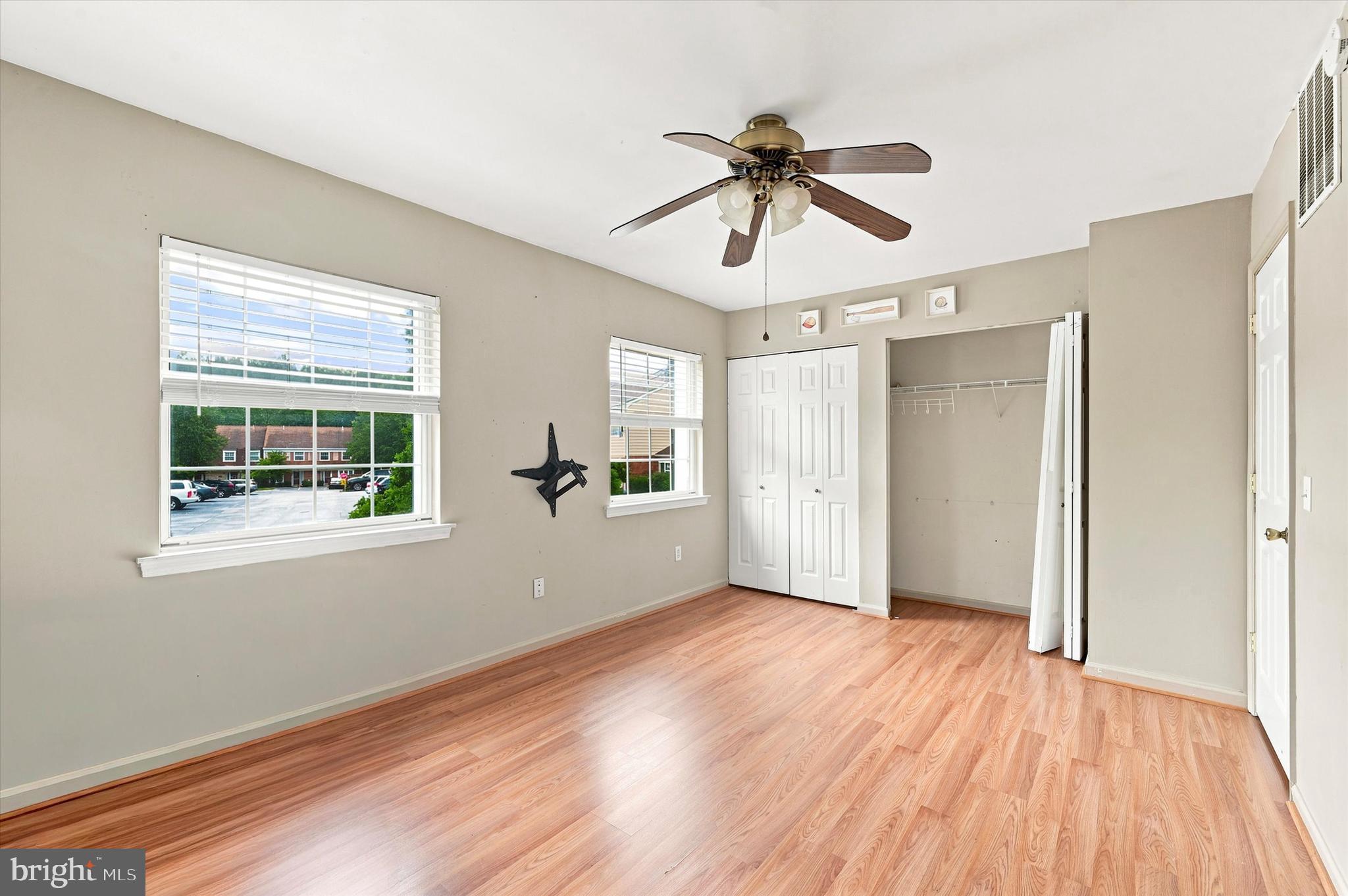 WESTON VILLAGE - Residential