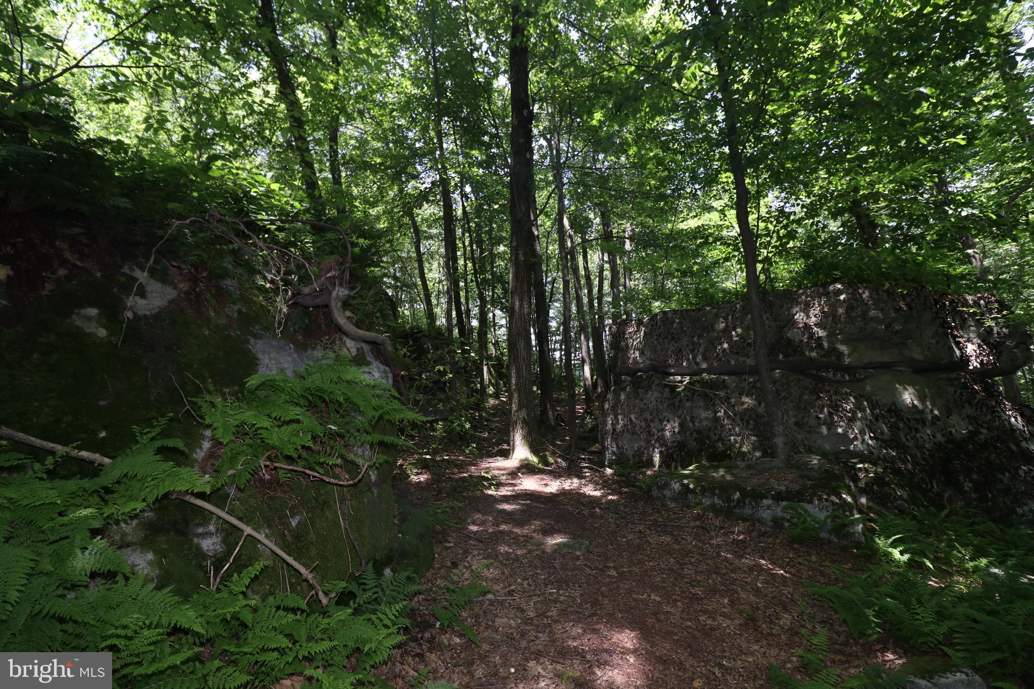 DEEP CREEK HIGHLANDS - Land