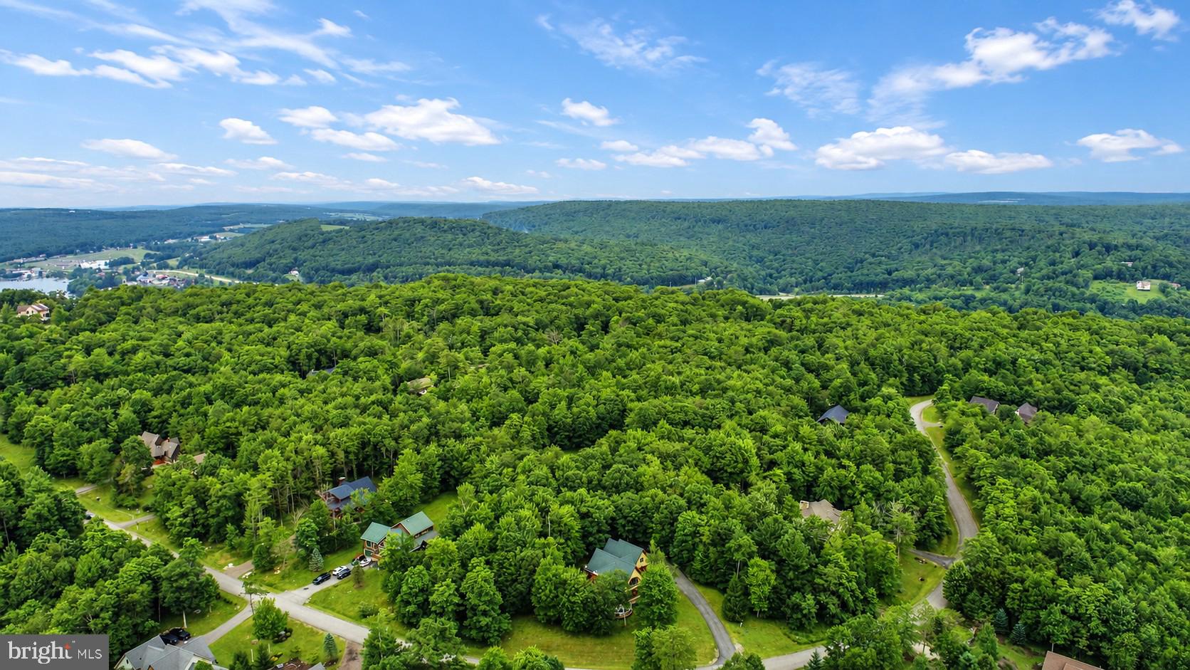 DEEP CREEK HIGHLANDS - Land