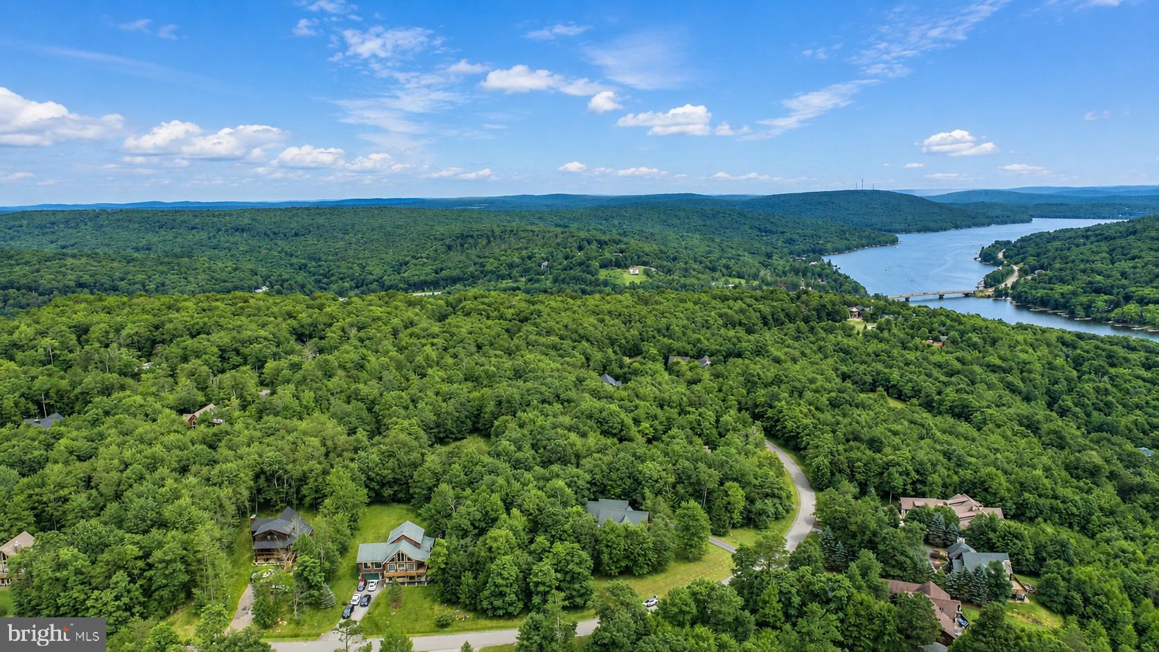 DEEP CREEK HIGHLANDS - Land