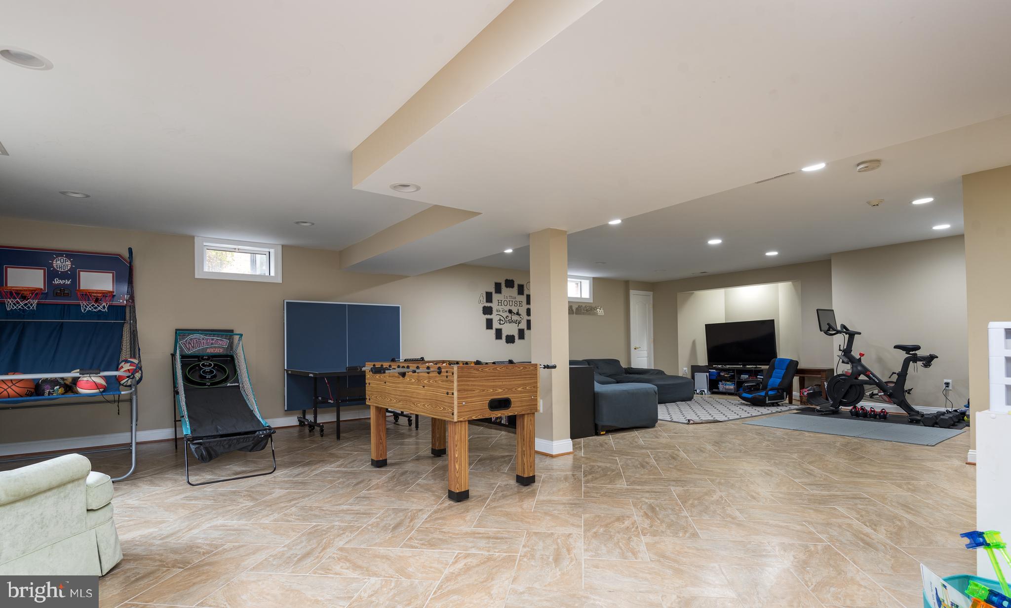 DOMINION VALLEY COUNTRY CLUB - Residential