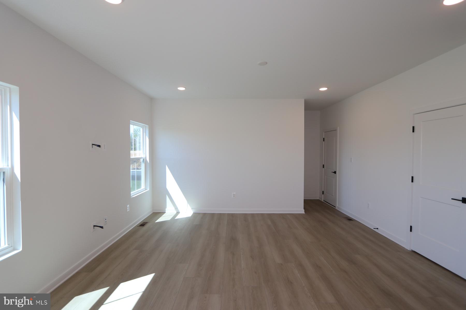 LIBERTY RUN - Residential