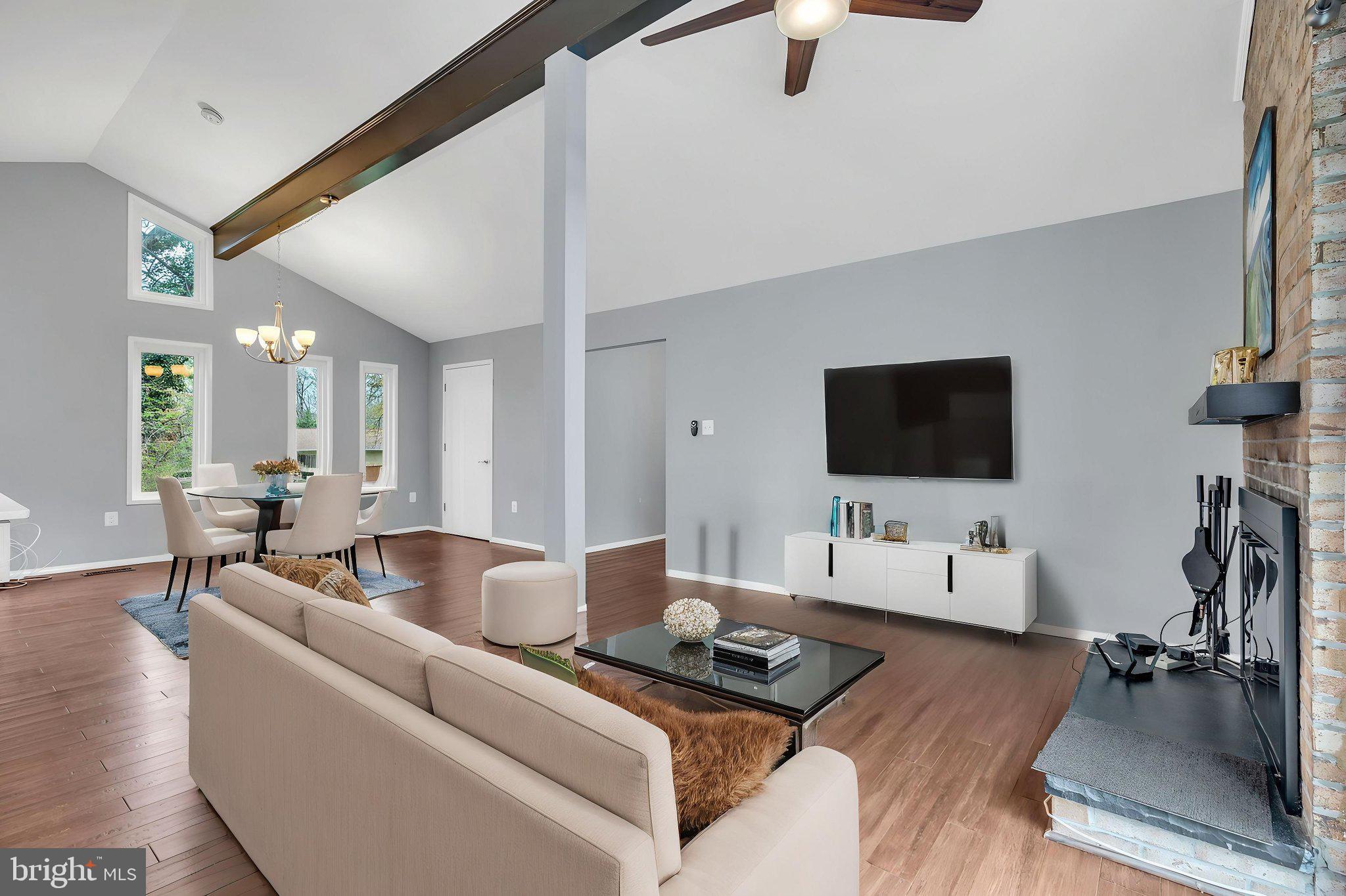 LAKE RIDGE - Residential