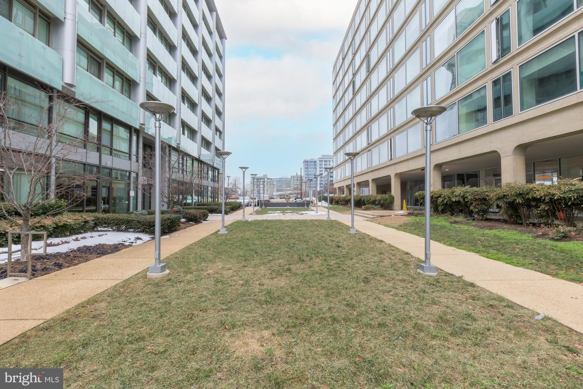 SW WATERFRONT - Residential