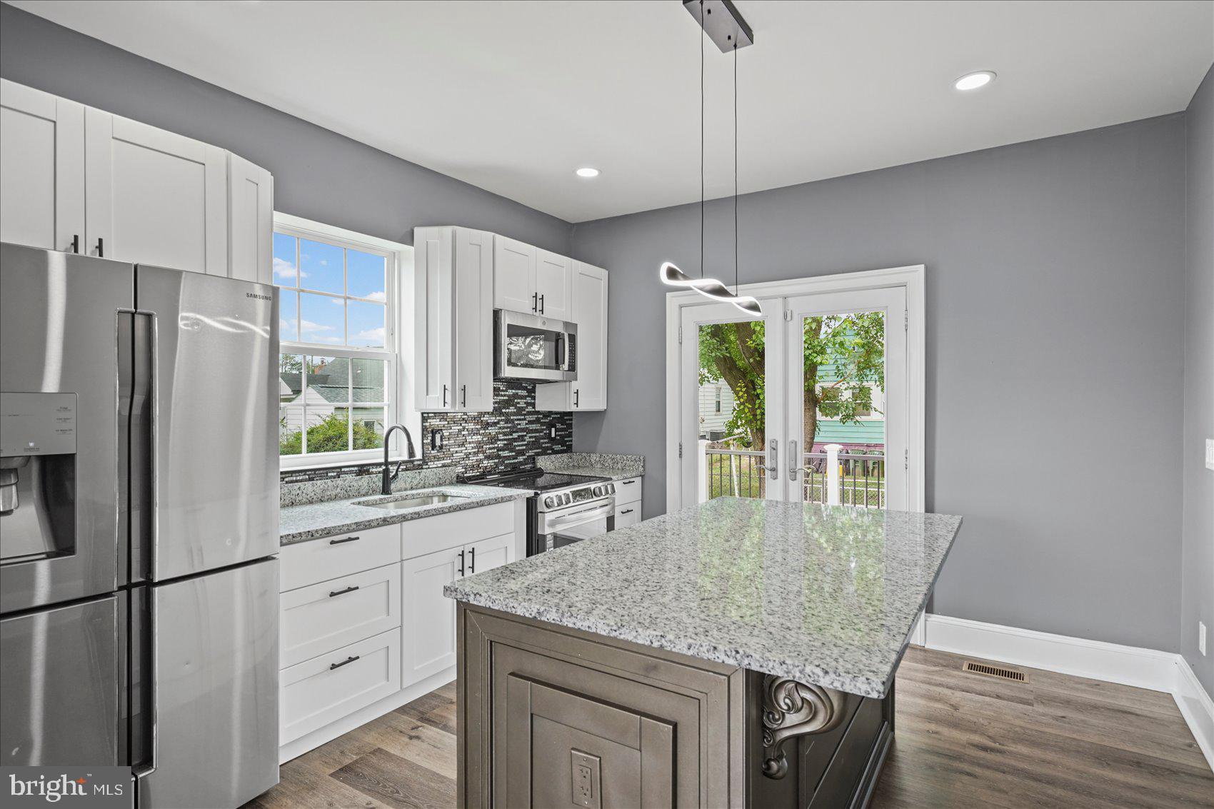 BROOKLYN PARK - Residential