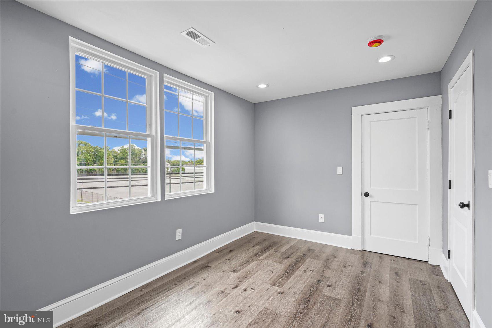 BROOKLYN PARK - Residential