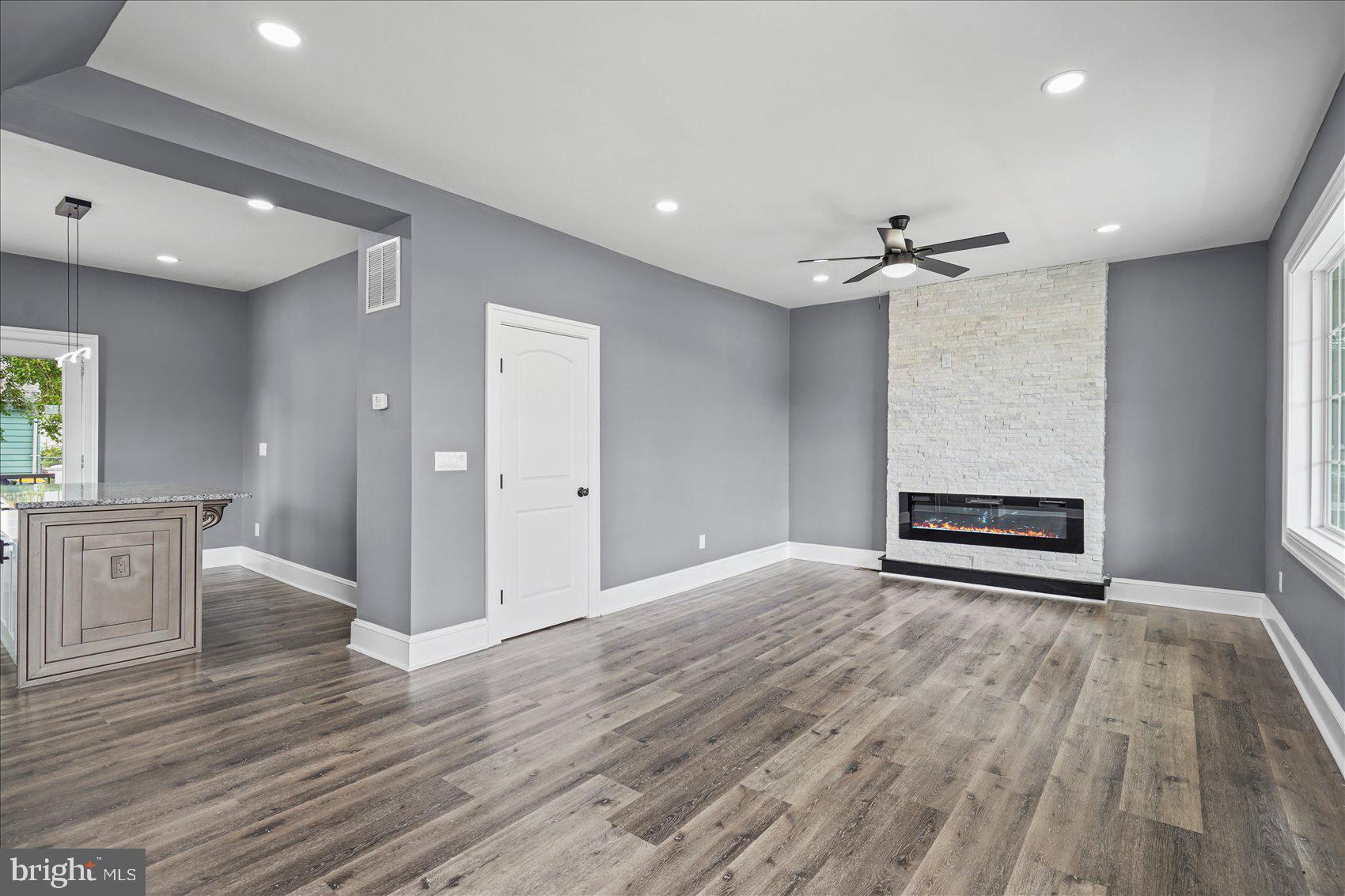 BROOKLYN PARK - Residential