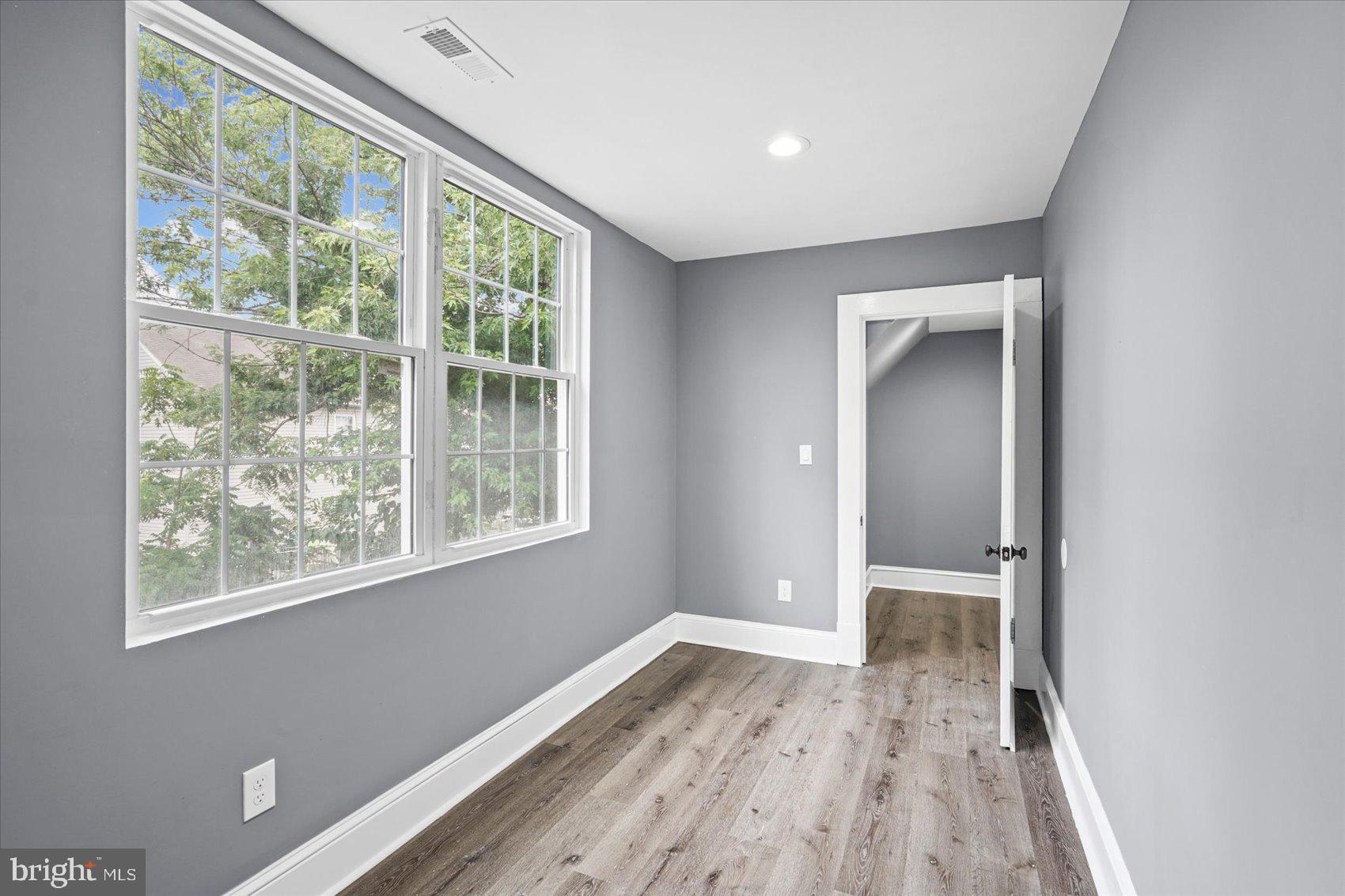 BROOKLYN PARK - Residential