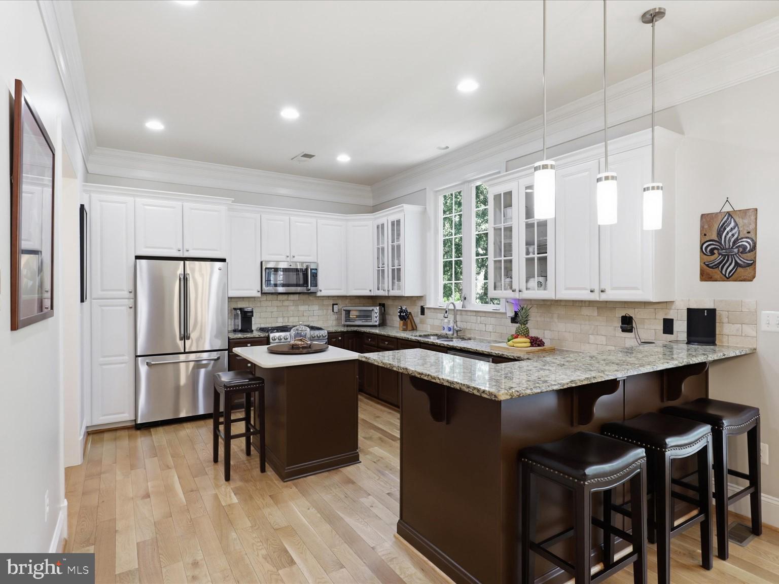 COOPERS GROVE - Residential