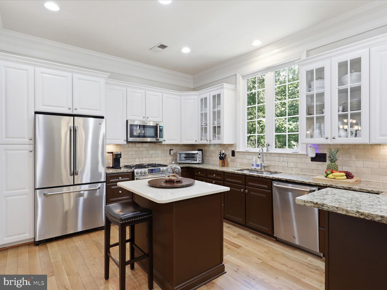 COOPERS GROVE - Residential