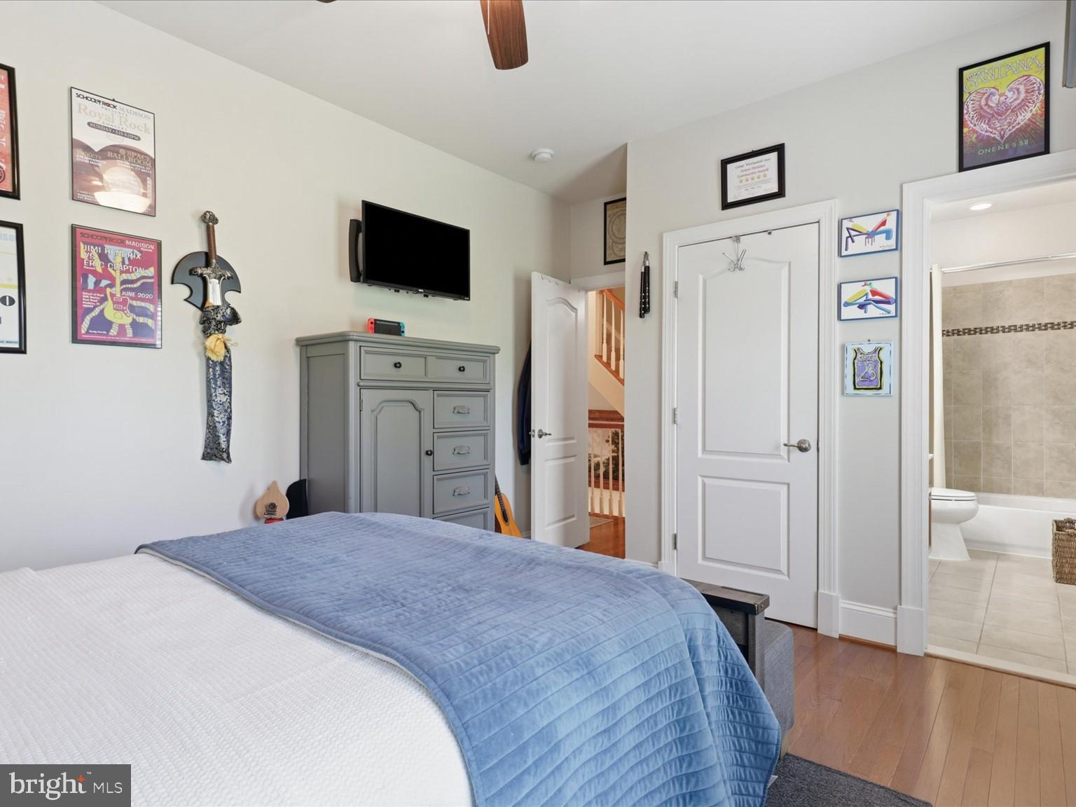 COOPERS GROVE - Residential