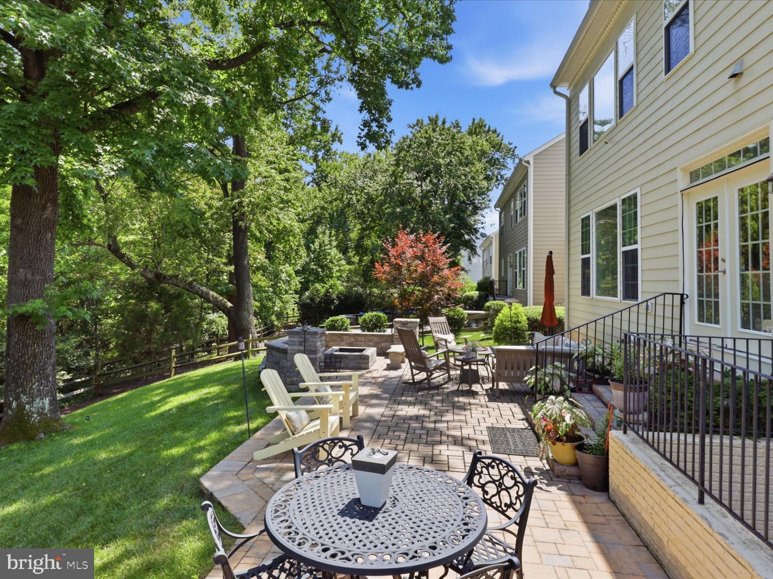 COOPERS GROVE - Residential